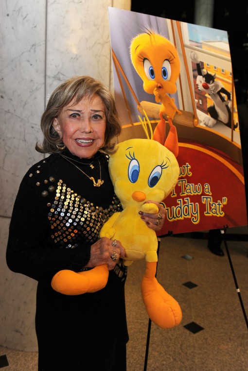 Tweet tweet! Legendary animation voice performer June Foray (voice of Granny) with Tweety Bird at an evening celebrating her incredible career and the new Looney Tunes 3D theatrical short I Tawt I Taw a Puddy Tat, debuting in theaters on November 18, in conjunction with Warner Bros. Pictures’ release of Happy Feet Two. (Photo Credit: Mitch Haddad © Warner Bros. Entertainment Inc. All Rights Reserved)