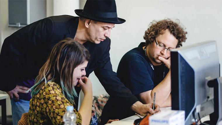 Andreas Hykade con gli studenti