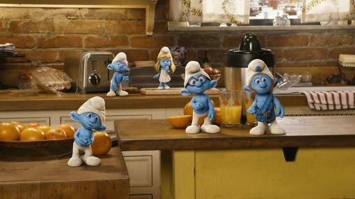 (L to R) Clumsy, Grouchy, Smurfette, Brainy and Gutsy Smurf in Columbia Pictures' THE SMURFS.